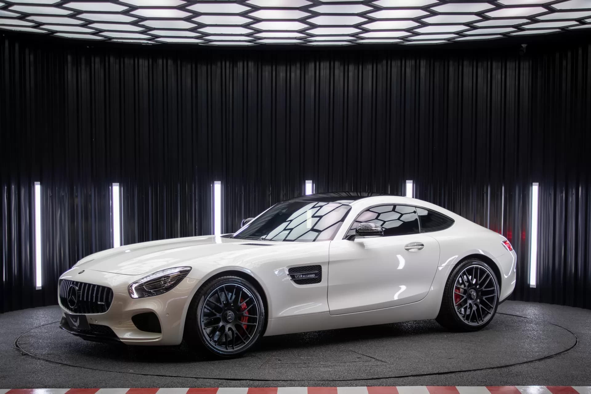 MERCEDES-BENZ AMG GT S