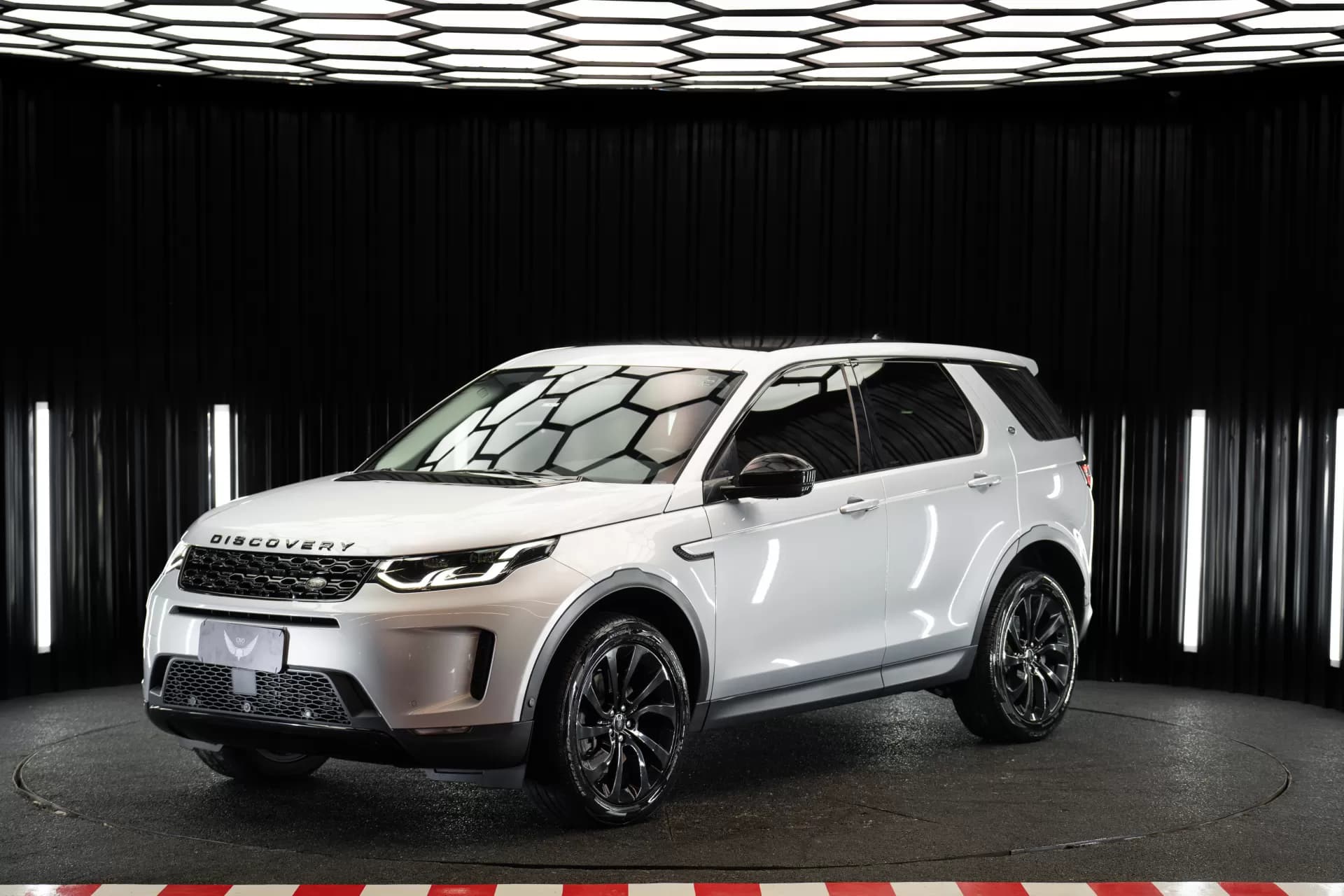 LAND ROVER DISCOVERY SPORT 2.0 D200 TURBO DIESEL SE AUTOMÁTICO